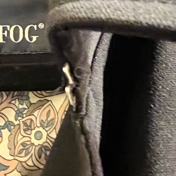 London Fog Women's Trench Coat Size M Black Paisley Lining - Picture 5 of 14